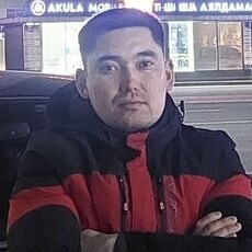 Александр, 28