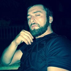 Юрий, 33
