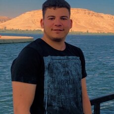 Гена, 27