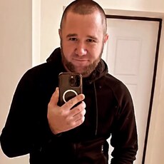 Борис, 28