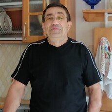 Ринат, 62