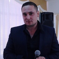 Коля, 38