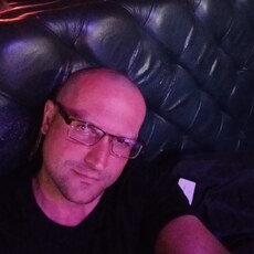 Юрий, 39