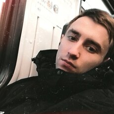 Денис, 24