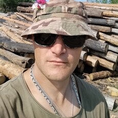 Вова, 28