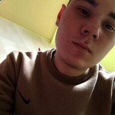 Анатолий, 23