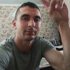 Игорь, 32