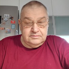 Роман, 63