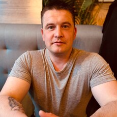 Владимир, 36