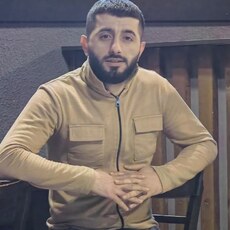 Коля, 30