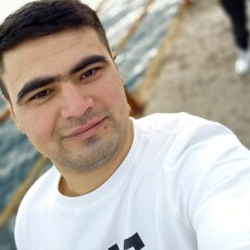 Гриша, 30
