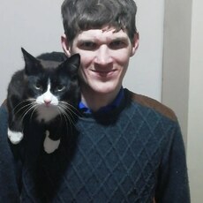 Юра, 35