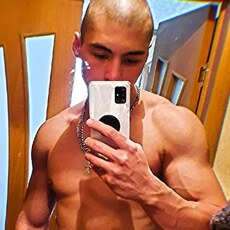 Борис, 27
