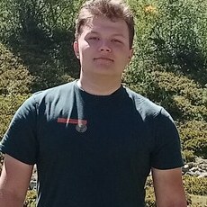 Анатолий, 21