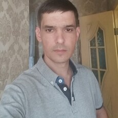 Владимир, 40