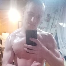 Тёма, 23