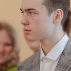Юра, 21