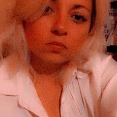 Дина, 42
