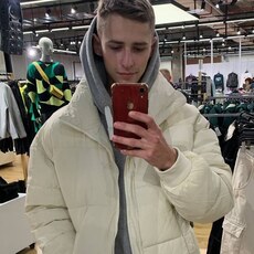 Лёша, 23