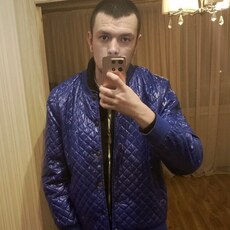 Эдуард, 28