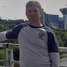 Ярослав, 41