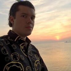 Виталий, 22