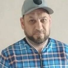 Юрий, 23