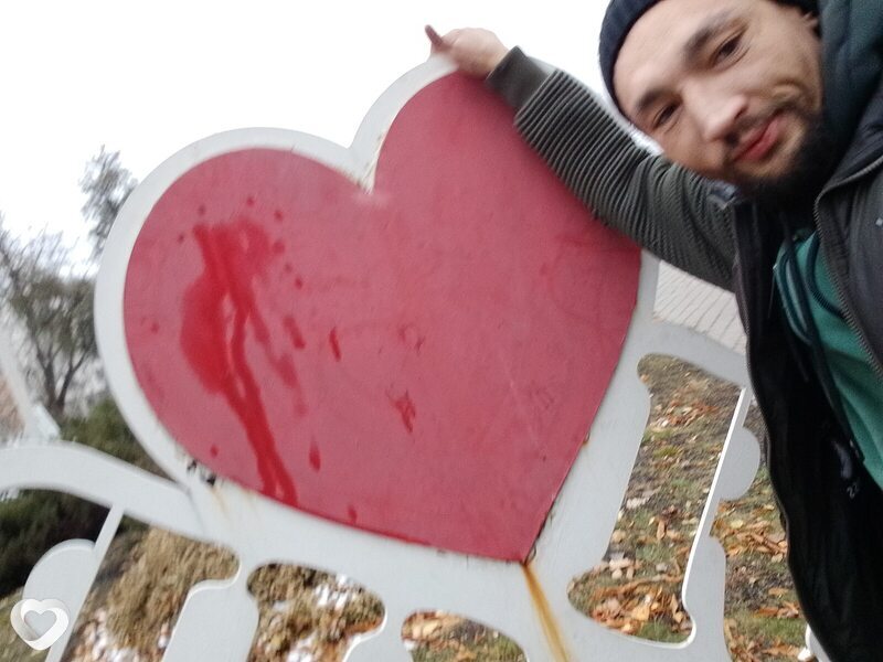 Толя