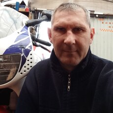 Гена, 44