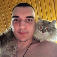 Демьян, 21