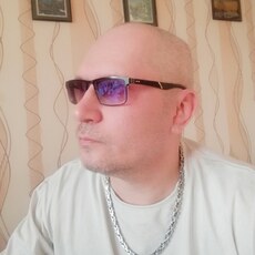 Роман, 47