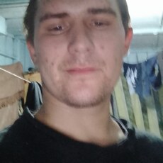 Гена, 25
