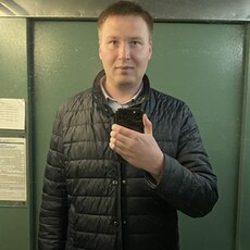 Степан, 32