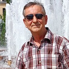 Макс, 57