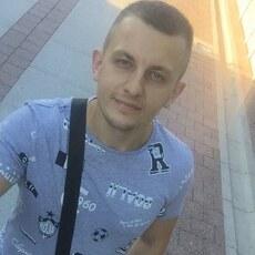 Слава, 37