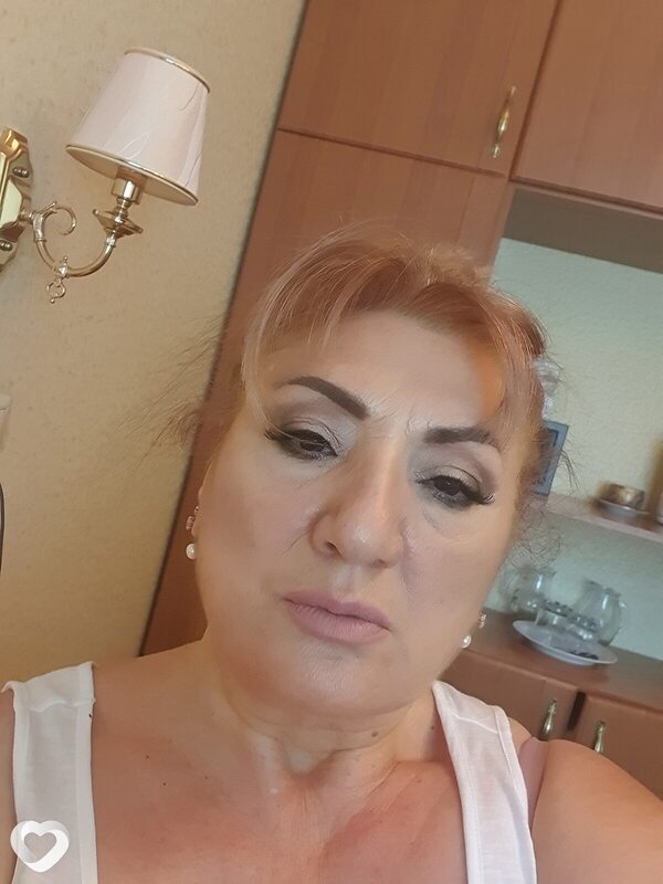 Ева