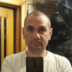 Леонид, 42
