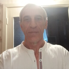 Виталий, 56