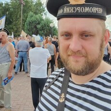 Родя, 33