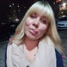 Валя, 32