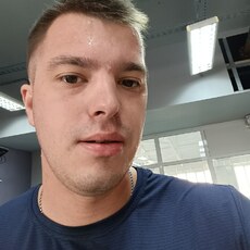 Илья, 27