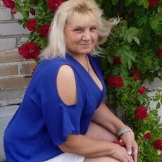 Илона, 57