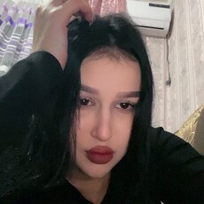 Лена, 19