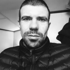 Михаил, 40