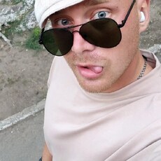 Гоша, 31