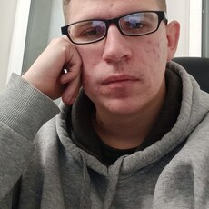 Ян, 27