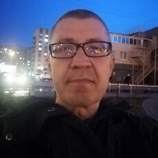 Роман, 53