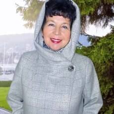 Есения, 63