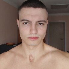Лаврик, 21
