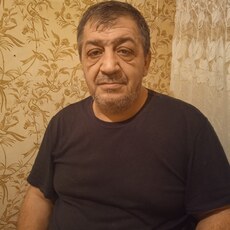 Эдуард, 52